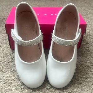Toddler girl dress shoe